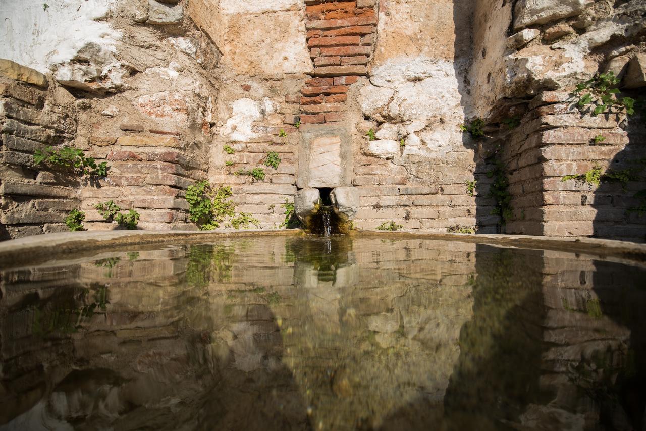 Kanathos Pigi Nauplion Buitenkant foto